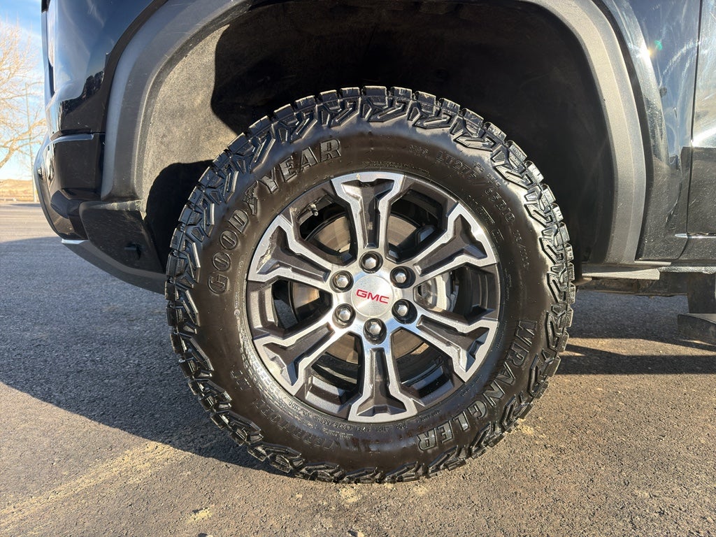 2024 GMC Canyon AT4