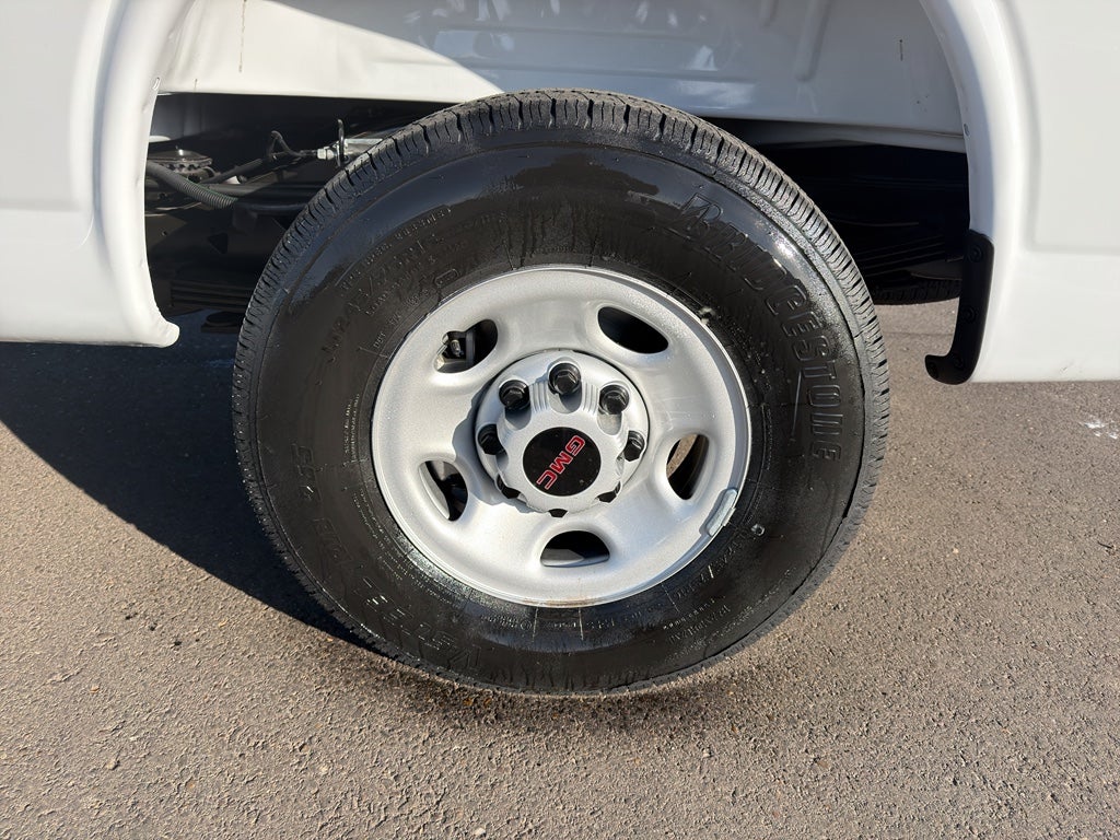 2025 GMC Savana Cargo 3500 Work Van