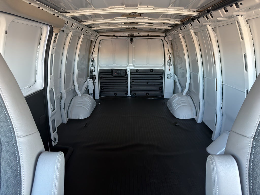 2025 GMC Savana Cargo 3500 Work Van