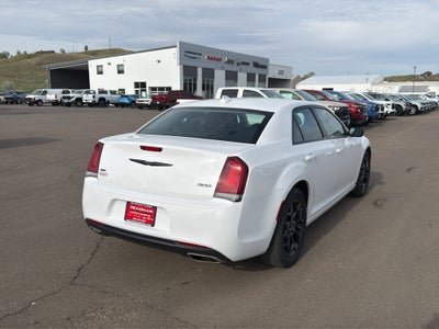 2022 Chrysler 300 Touring