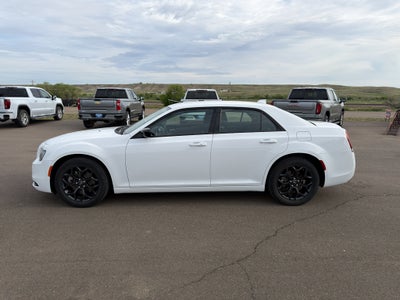 2022 Chrysler 300 Touring