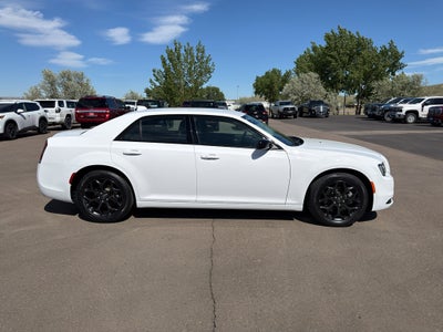 2022 Chrysler 300 Touring