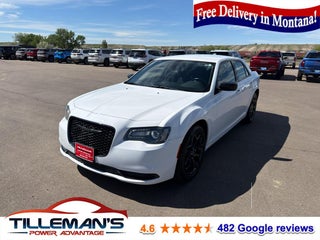 2022 Chrysler 300 Touring