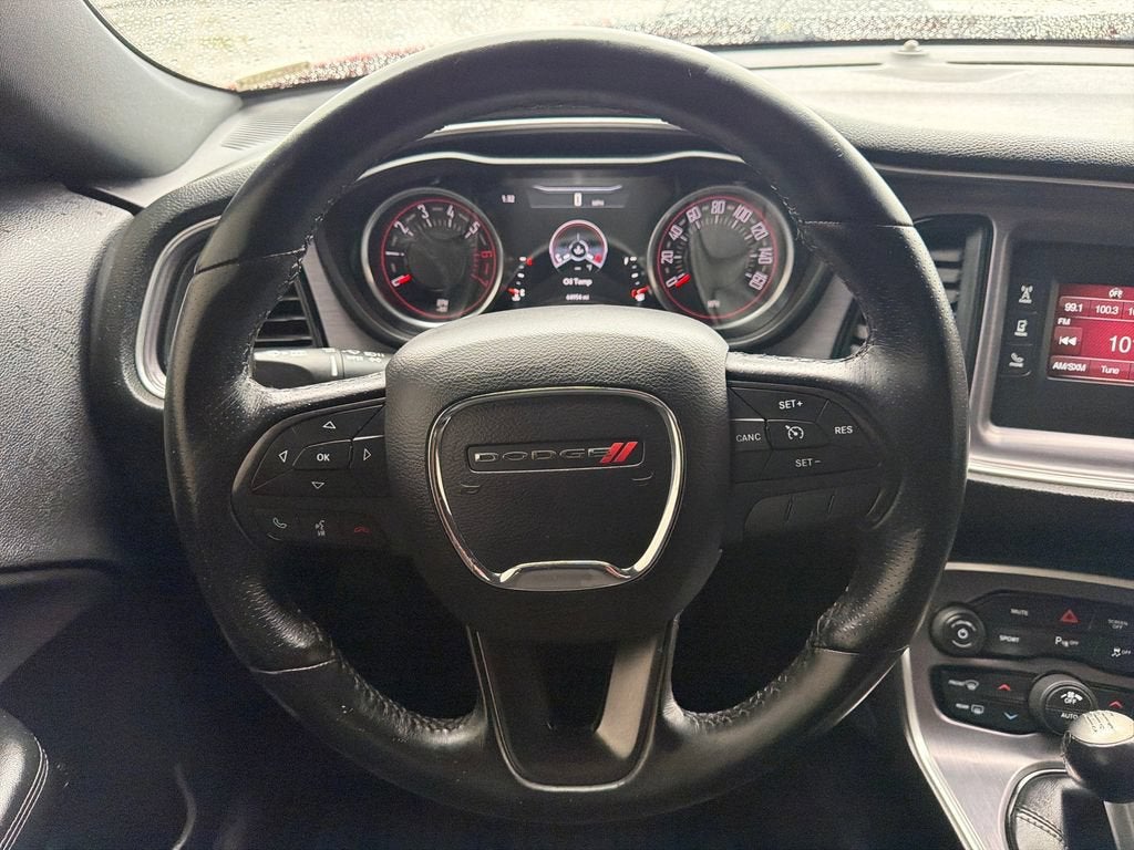 2017 Dodge Challenger R/T Shaker