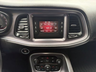 2017 Dodge Challenger R/T Shaker