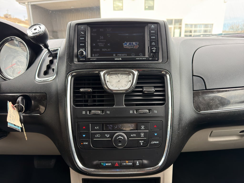 2014 Chrysler Town & Country Touring