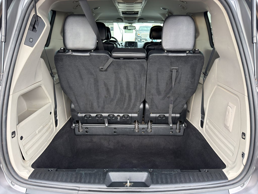 2014 Chrysler Town & Country Touring