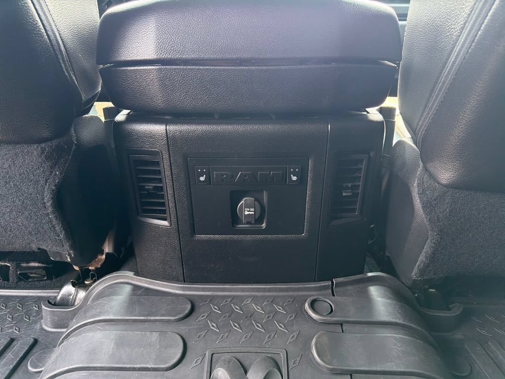2016 RAM 3500 Laramie