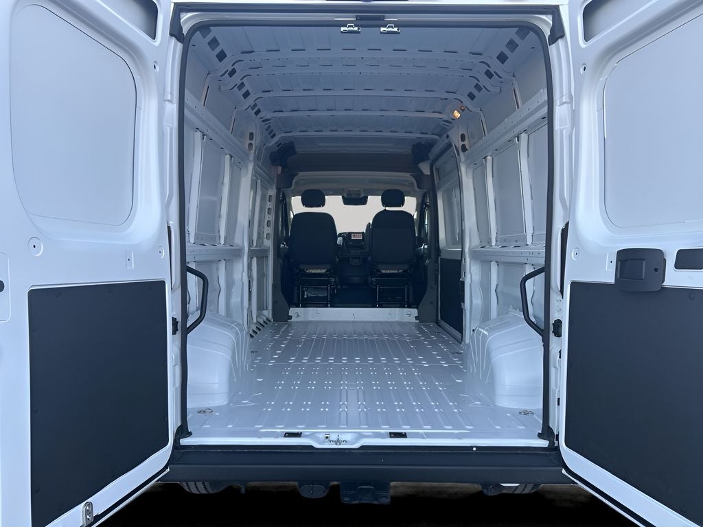 2024 RAM ProMaster Cargo Van Tradesman
