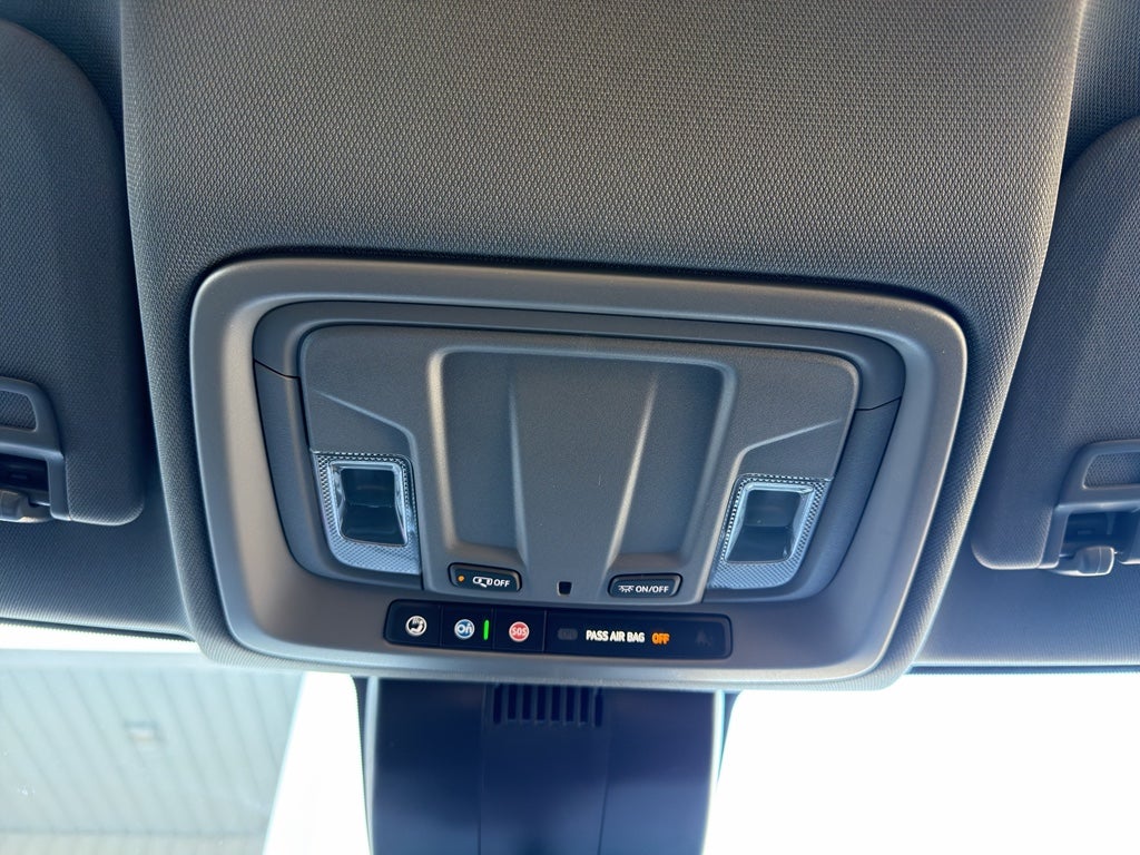 2025 Chevrolet Silverado 1500 Custom Trail Boss