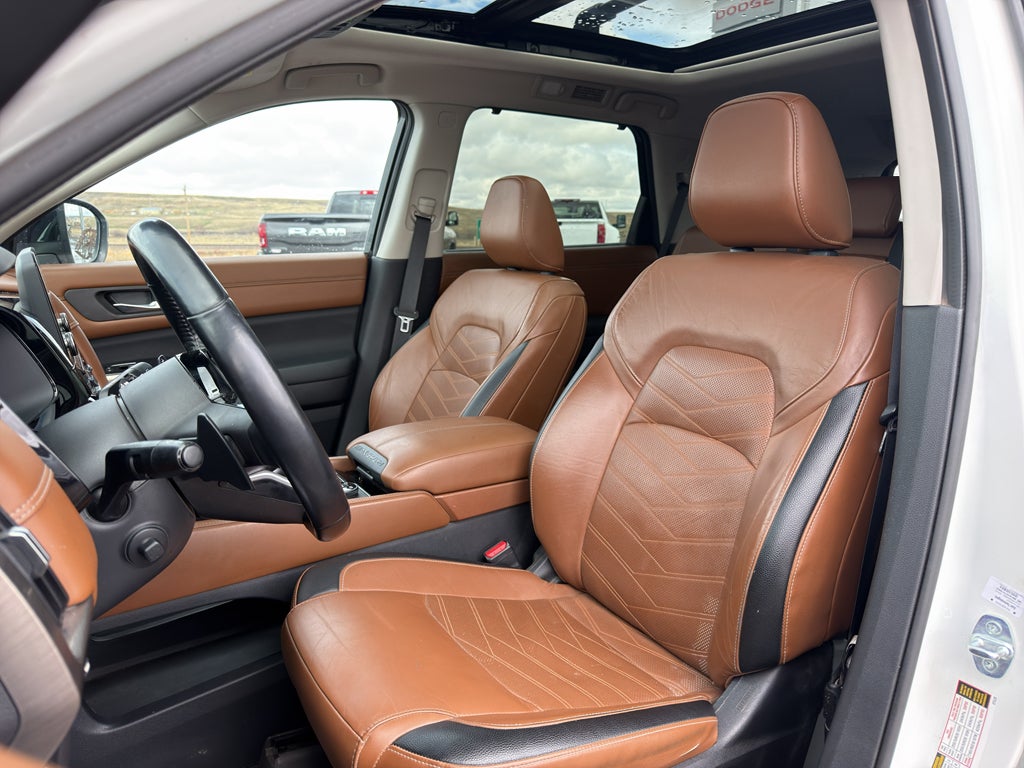 2022 Nissan Pathfinder Platinum