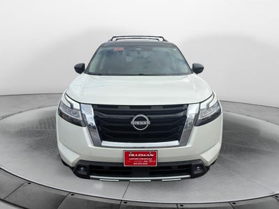 2022 Nissan Pathfinder Platinum