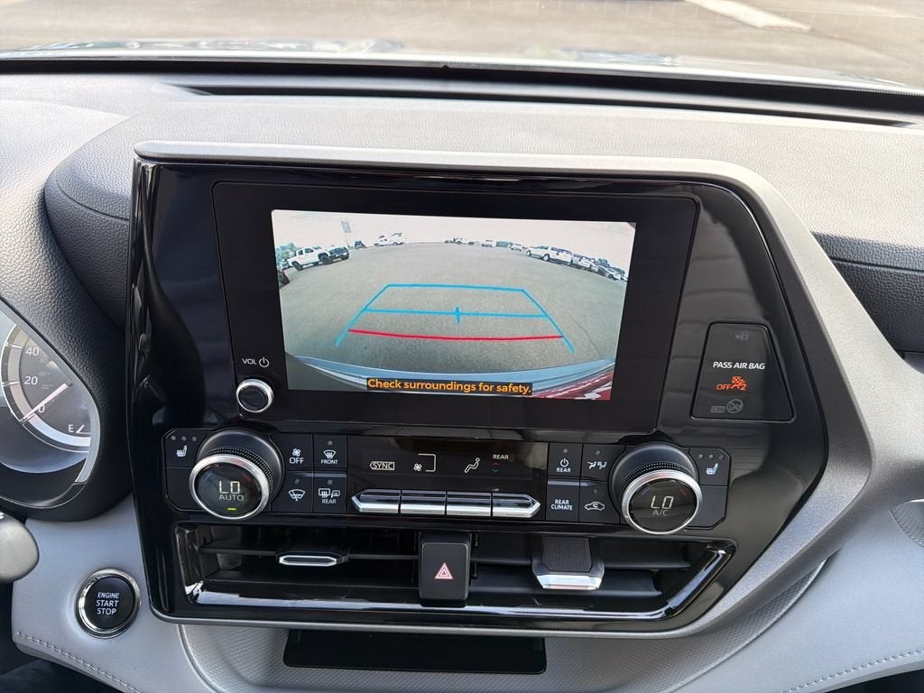 2023 Toyota Highlander L