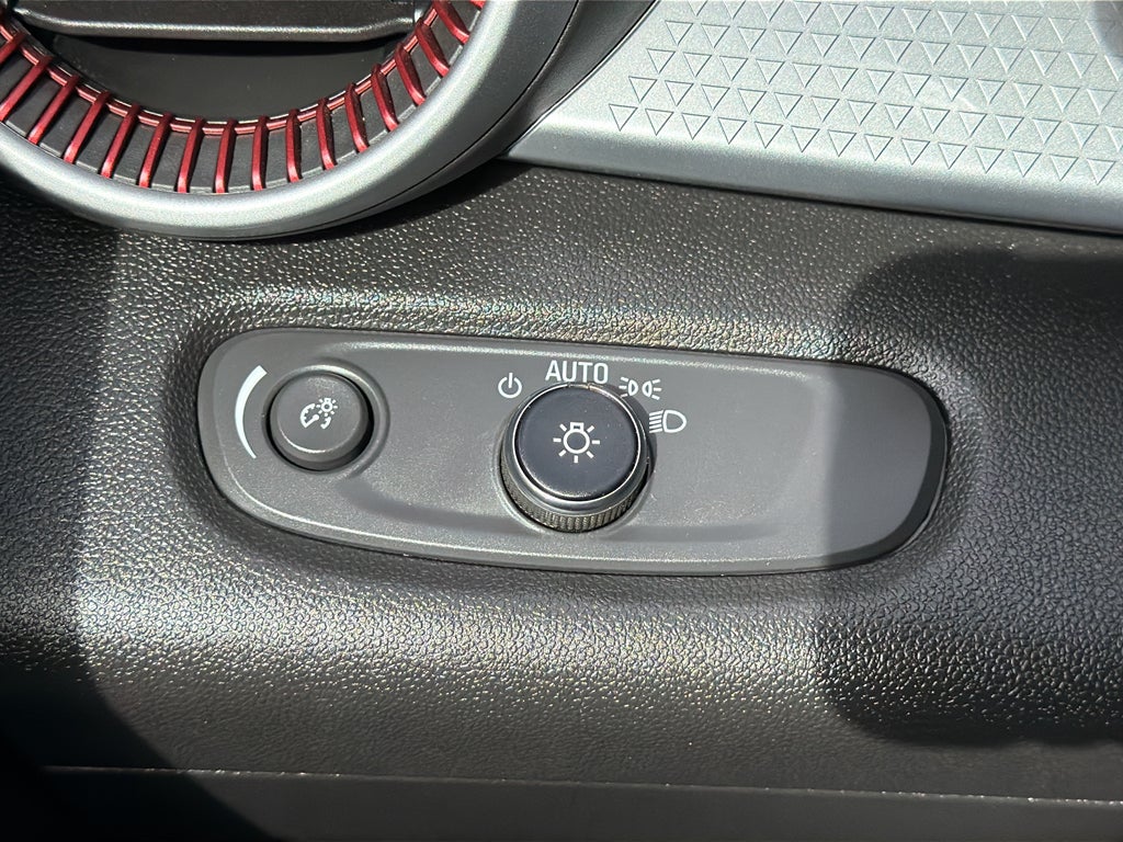 2025 Chevrolet Trax 1RS